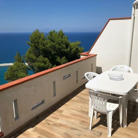 Appartamento Vista Mare Capo dʼOrlando Dış mekan fotoğraf
