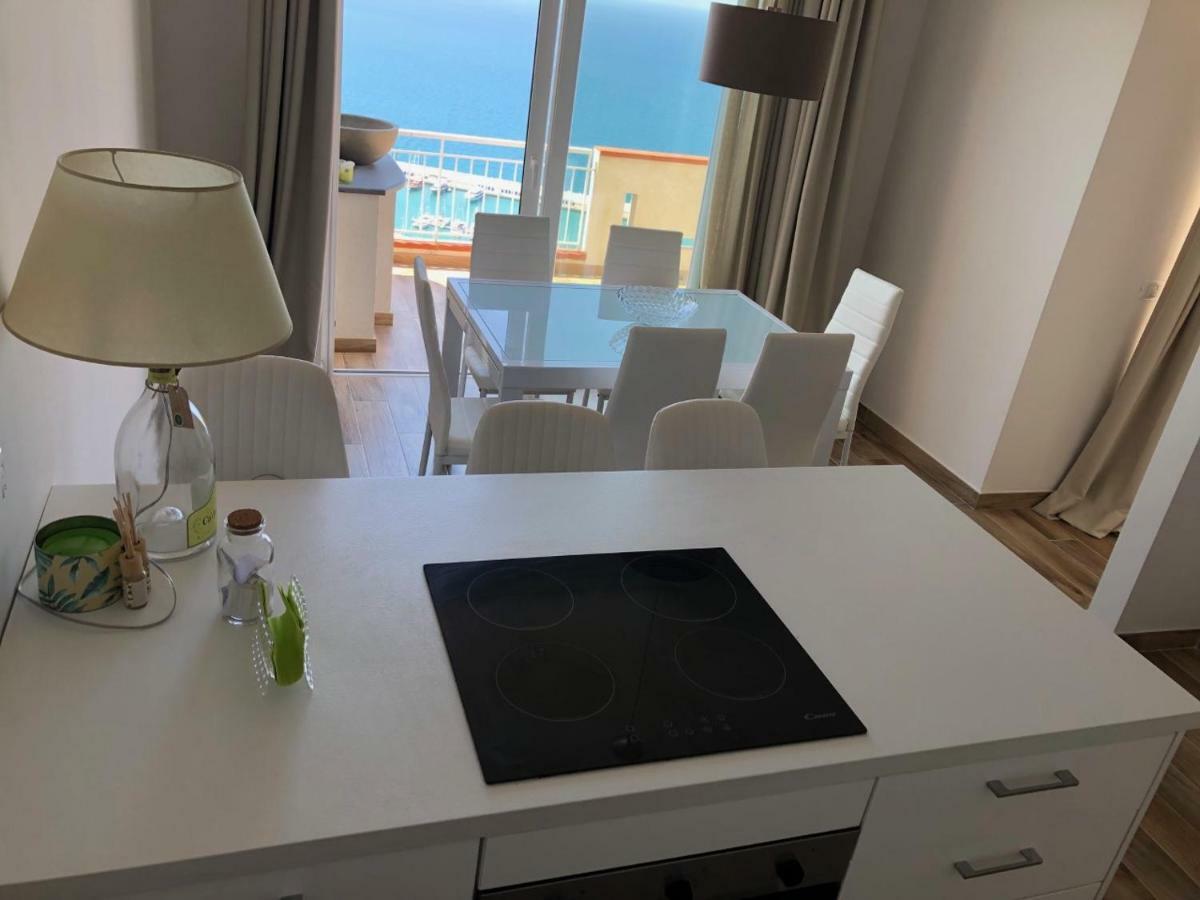 Appartamento Vista Mare Capo dʼOrlando Dış mekan fotoğraf
