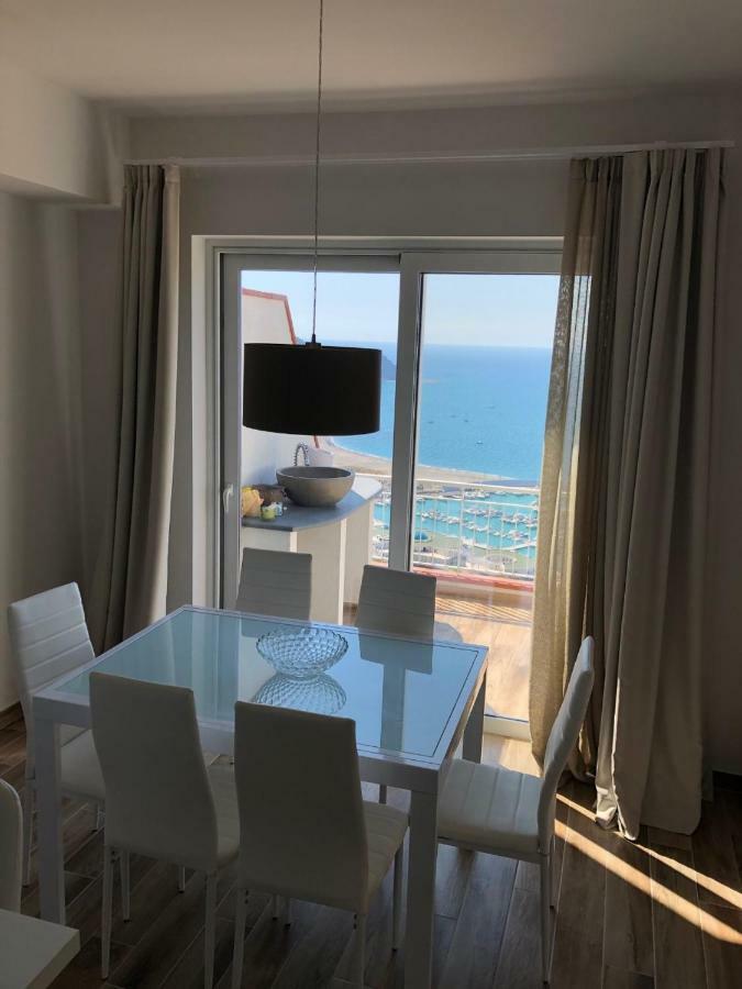 Appartamento Vista Mare Capo dʼOrlando Dış mekan fotoğraf